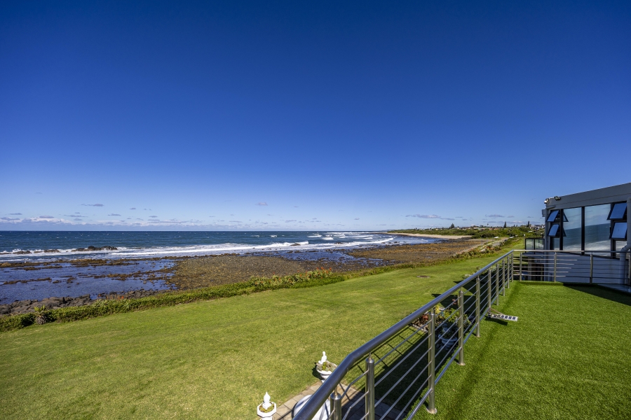 5 Bedroom Property for Sale in Gonubie Eastern Cape